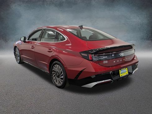 Certified 2024 Hyundai Sonata SEL FWD image 6