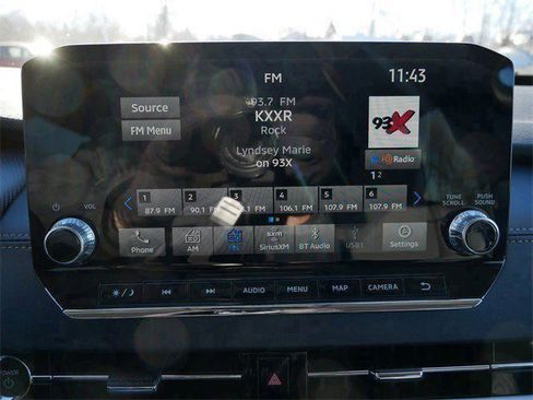 Used 2025 Mitsubishi Outlander SE image 19