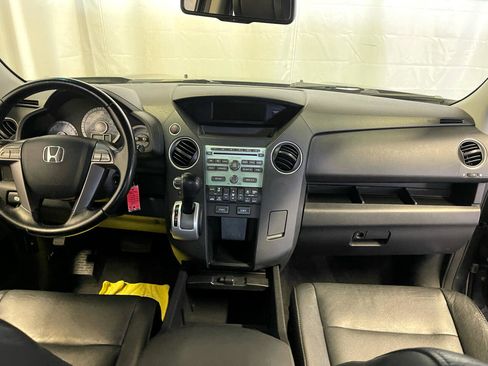 Used 2010 Honda Pilot EX-L image 17