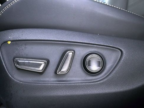 Used 2025 Toyota RAV4 XLE Premium FWD image 20