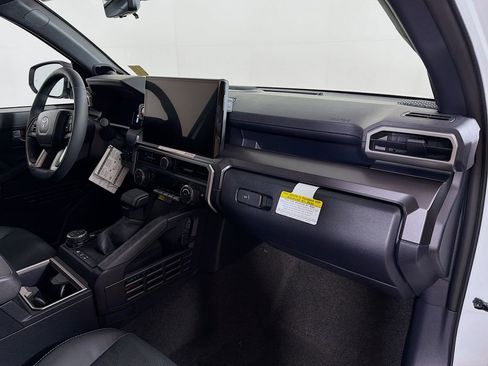 New 2026 Toyota 4Runner TRD Off-Road Premium AWD/4WD image 26