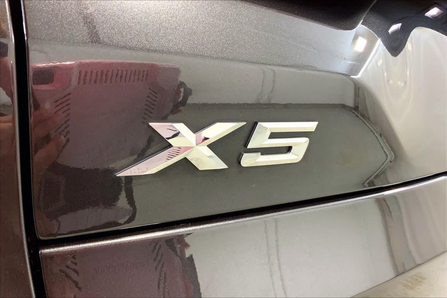 Used 2022 BMW X5 xDrive40i w/ Executive Package AWD/4WD image 29