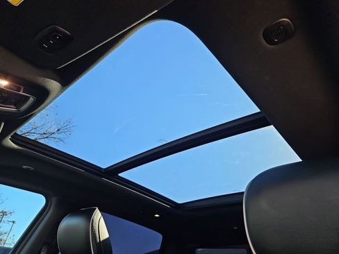 Used 2025 RAM 1500 Limited image 21