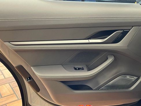 Used 2023 Porsche Taycan Turbo image 23