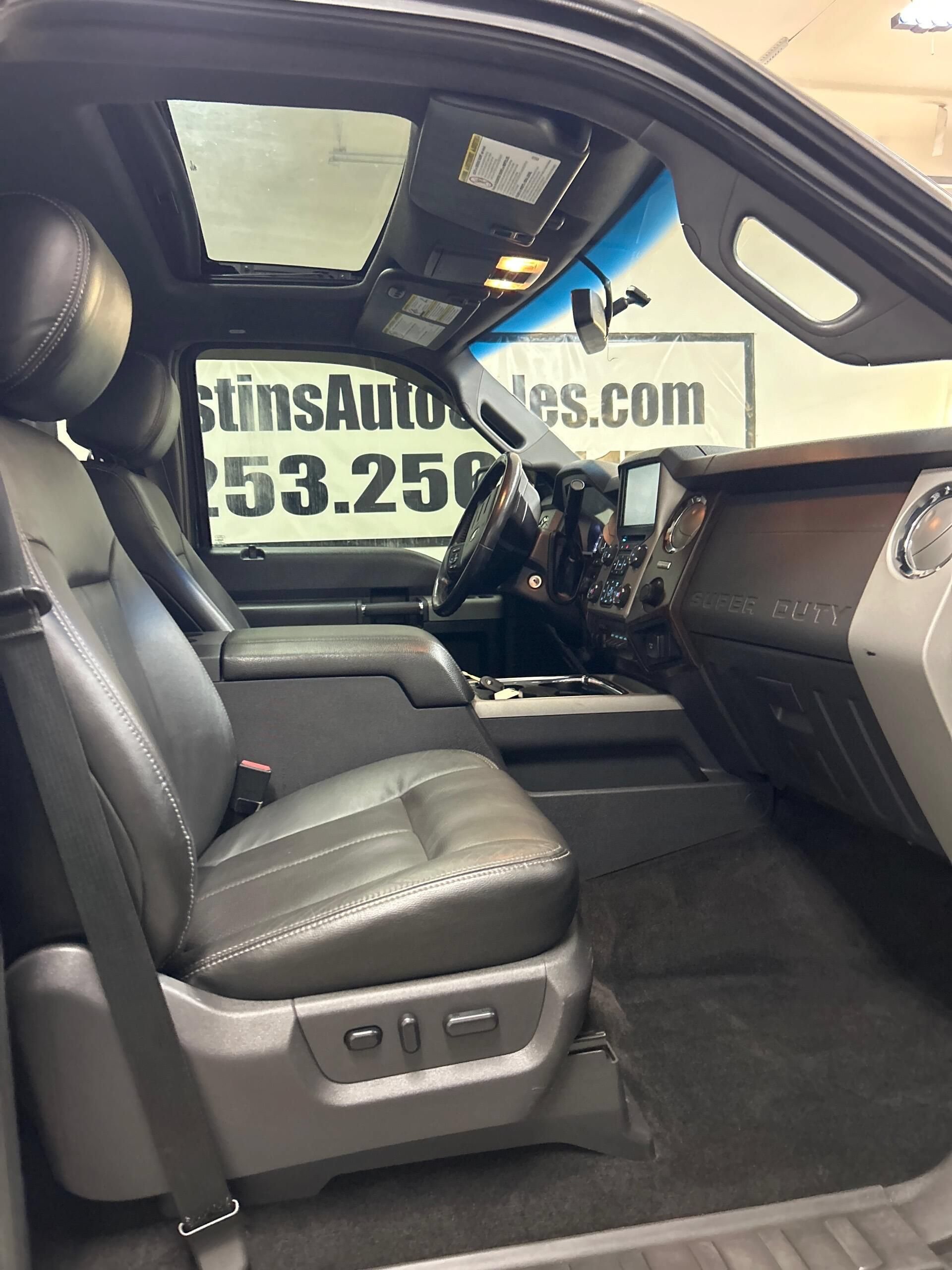 Used 2015 Ford F350 Lariat w/ Lariat Ultimate Package AWD/4WD image 13