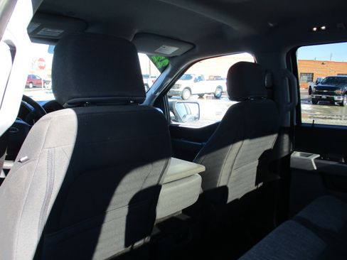 Used 2022 Ford F150 XLT image 19