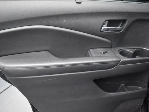 Used 2017 Honda Pilot Touring image 22