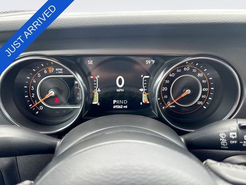 Used 2022 Jeep Wrangler Unlimited Sport w/ Sun And Sound Package AWD/4WD image 15