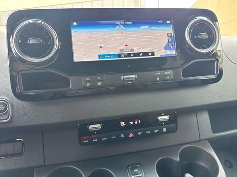 New 2024 Mercedes-Benz Sprinter 2500 image 11