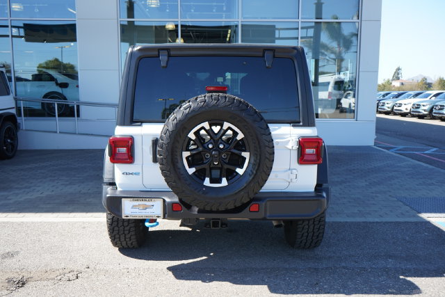 Used 2024 Jeep Wrangler Unlimited Rubicon 4xe AWD/4WD image 7