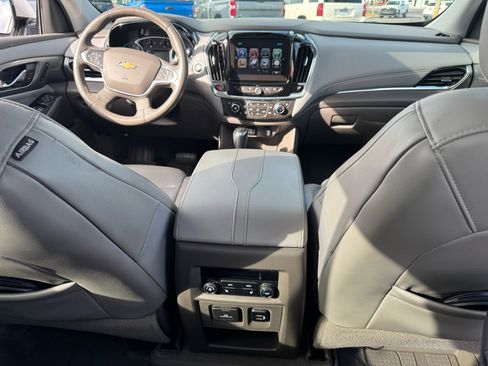 Used 2018 Chevrolet Traverse Premier image 27