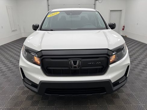 Used 2025 Honda Ridgeline Sport+ image 16