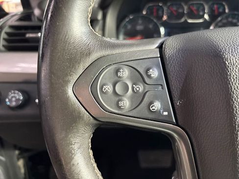 Used 2019 Chevrolet Tahoe LT w/ LT Signature Package image 32