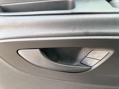 Used 2022 Mercedes-Benz Sprinter 3500 image 42