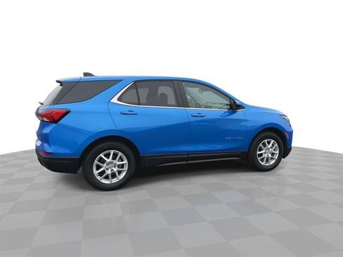 Certified 2024 Chevrolet Equinox LT w/ LPO, Floor Liner Package FWD image 8
