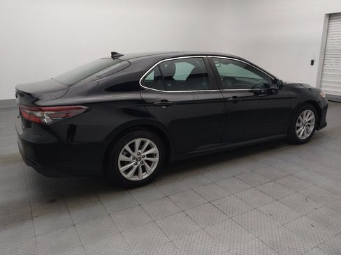 Used 2022 Toyota Camry LE FWD image 10