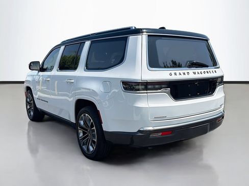 Used 2022 Jeep Grand Wagoneer Series III w/ Rear Seat Video Group 1 AWD/4WD image 7