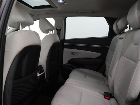 Used 2022 Hyundai Tucson SEL w/ Convenience + Premium Package FWD image 19