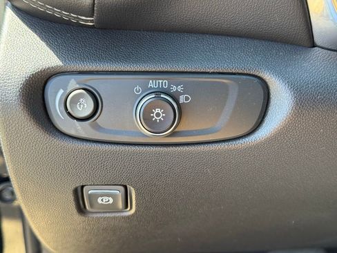 Used 2024 Chevrolet Blazer LT image 41