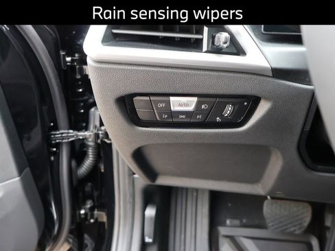 New 2026 BMW 330i xDrive Sedan w/ Premium Package image 38