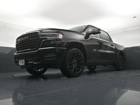 Used 2025 RAM 1500 Limited AWD/4WD image 20
