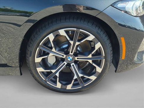 New 2026 BMW 330i Sedan w/ M Sport Package RWD image 9