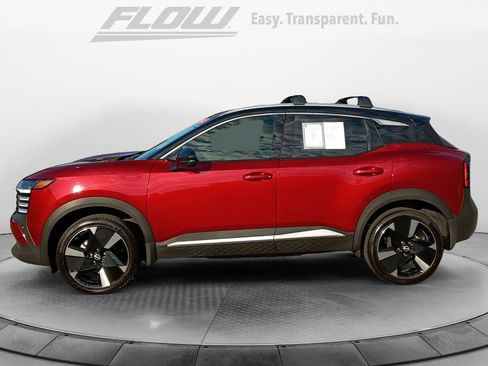 Used 2025 Nissan Kicks SR FWD image 4