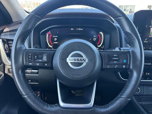 Used 2021 Nissan Rogue Platinum AWD/4WD image 12