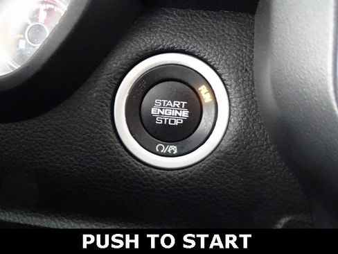 Certified 2025 RAM 1500 Big Horn image 9