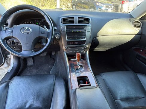 Used 2008 Lexus IS 250 AWD image 18