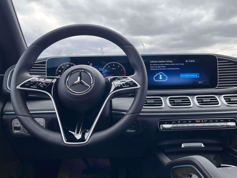 New 2026 Mercedes-Benz GLE 450 4MATIC Coupe image 2
