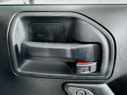 Used 2017 Jeep Wrangler Unlimited Sport image 27