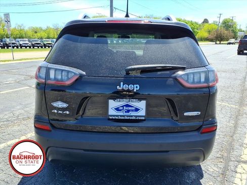 Used 2020 Jeep Cherokee Latitude Plus w/ Cold Weather Group AWD/4WD image 6