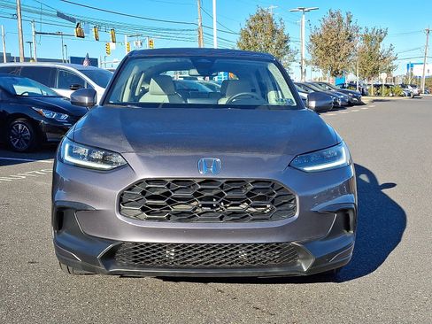 Certified 2023 Honda HR-V LX image 2