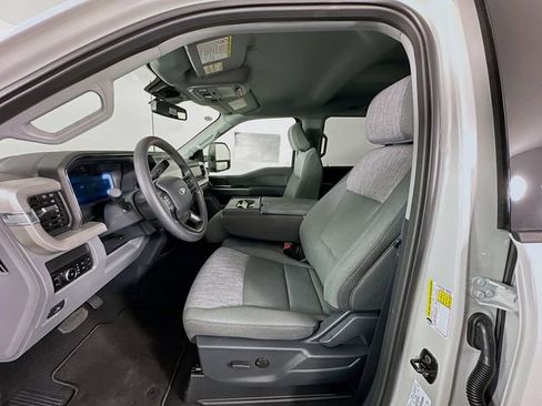 New 2026 Ford F250 XLT w/ XLT Premium Package image 28