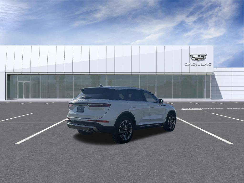 Used 2024 Lincoln Corsair AWD w/ Equipment Group 101A image 3