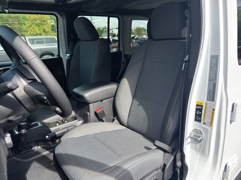 New 2026 Jeep Wrangler Unlimited Sport AWD/4WD image 11