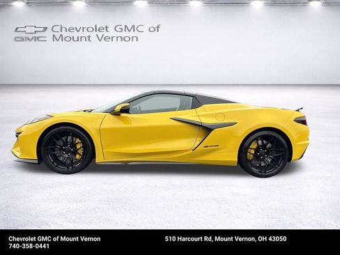 New 2026 Chevrolet Corvette Z06 w/ Stealth Interior Trim Package image 2