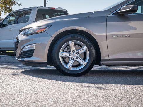 Used 2023 Chevrolet Malibu LT image 9