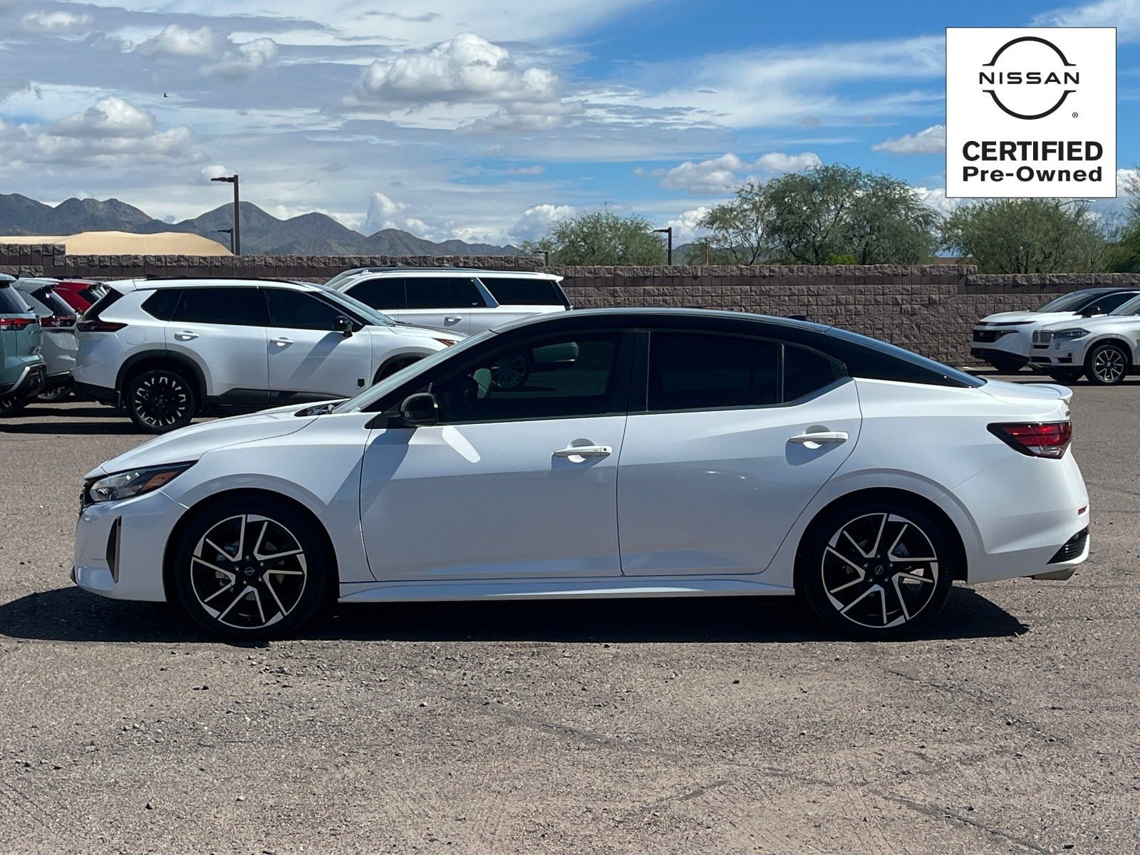 Certified 2025 Nissan Sentra SR FWD image 3
