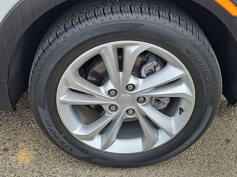 Certified 2023 Buick Encore GX Preferred w/ Cold Weather Comfort Package FWD image 8
