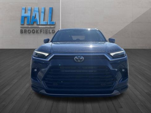 Used 2026 Toyota Grand Highlander Limited image 8