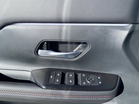 New 2026 Nissan Kicks SR w/ Cold Weather Package image 23