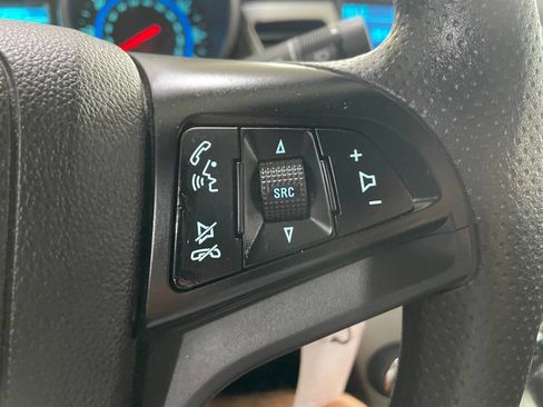 Used 2016 Chevrolet Cruze LT image 33