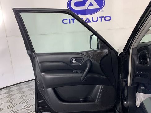 Used 2022 INFINITI QX80 Luxe w/ Cargo Package AWD/4WD image 14