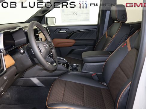 New 2026 GMC Canyon AT4 w/ Technology Plus Package AWD/4WD image 10
