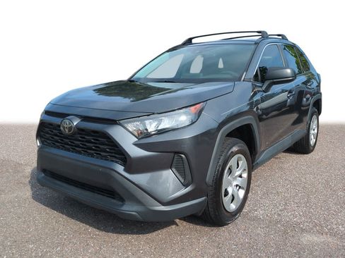 Used 2021 Toyota RAV4 LE FWD image 1