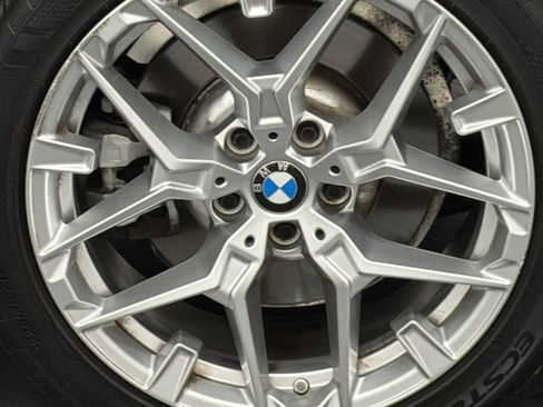 Used 2025 BMW 330i xDrive Sedan AWD/4WD image 5