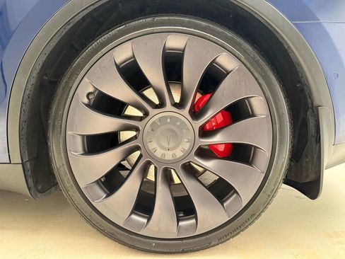 Used 2021 Tesla Model Y Performance image 45