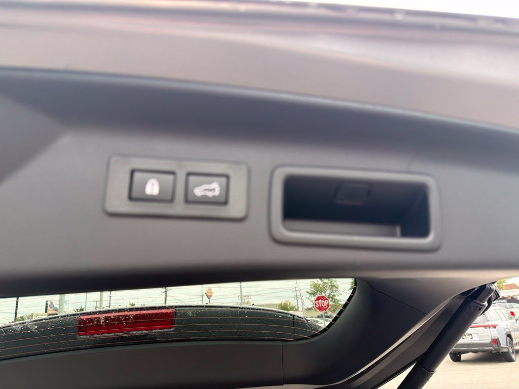 New 2026 Subaru Forester Premium AWD/4WD image 31